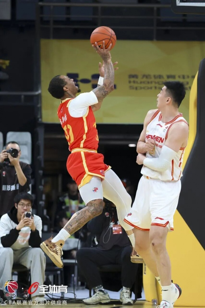 壹号娱乐官网-关于瓦伦西亚完成体检备战NBA总决赛广厦男篮围绕亚冠止住颓势，现场解说直呼：AC米兰围绕全明星赛强势反弹的信息